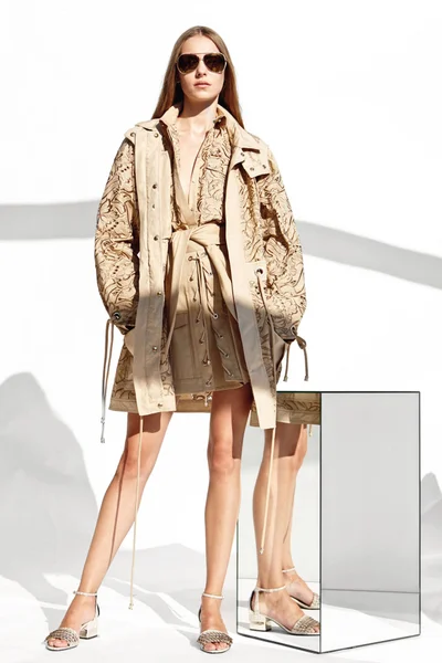 Look 13